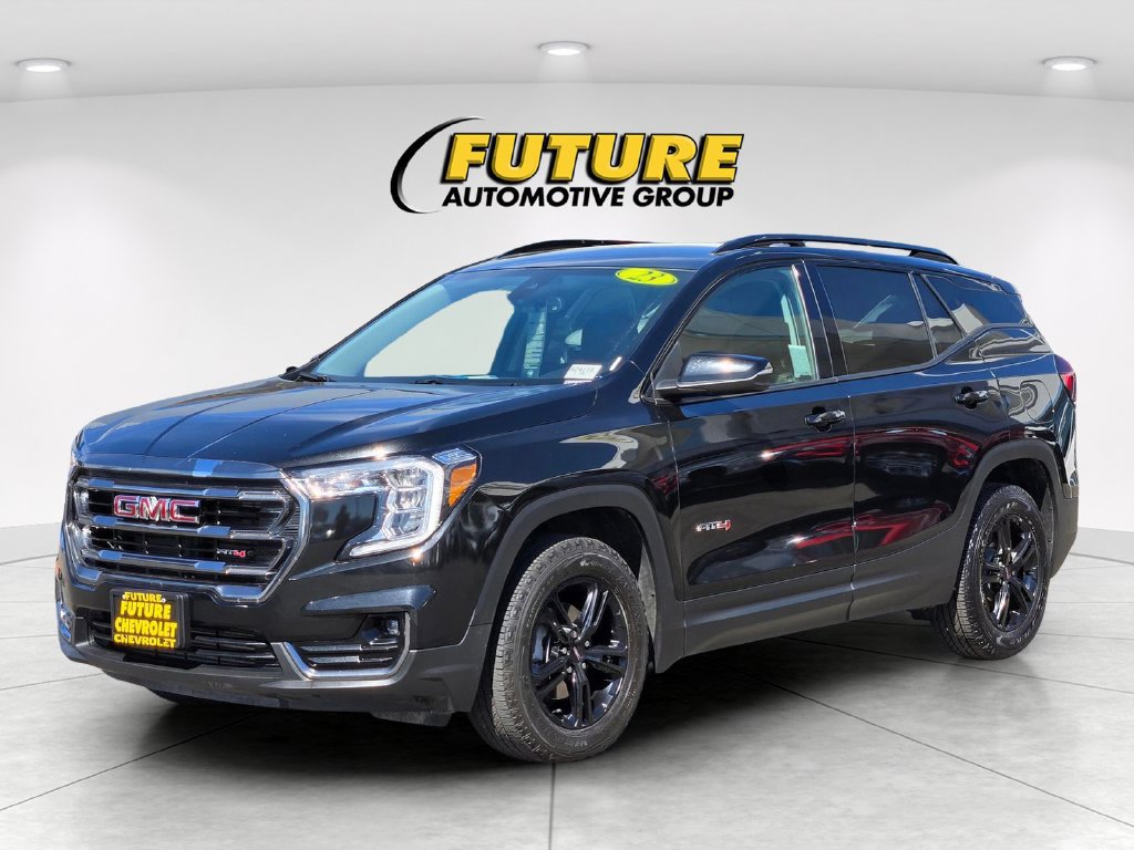 Used 2023 GMC Terrain AT4 AWD/4WD image 8