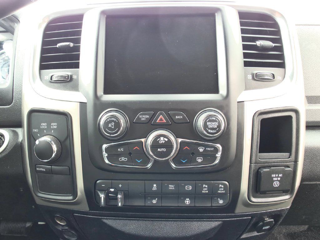 Used 2017 RAM 3500 Big Horn AWD/4WD image 18