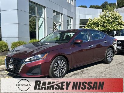 Used 2023 Nissan Altima 2.5 SV