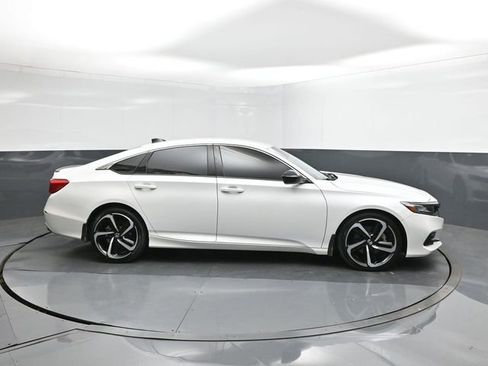 Used 2022 Honda Accord Sport image 26