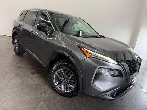 Used 2021 Nissan Rogue S FWD image 26