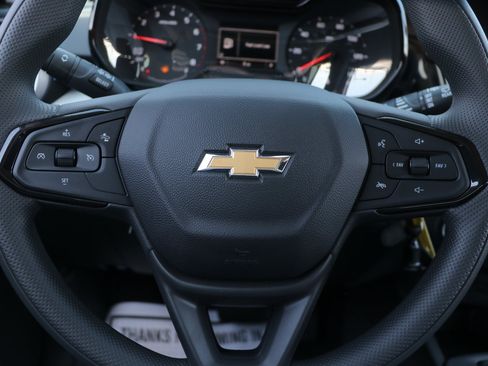 New 2026 Chevrolet Trax LS FWD image 17