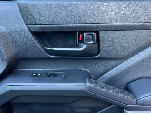 Used 2025 Toyota Tacoma SR5 image 20