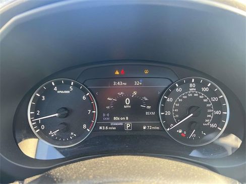 Used 2019 INFINITI QX50 Luxe w/ Navigation Package image 26