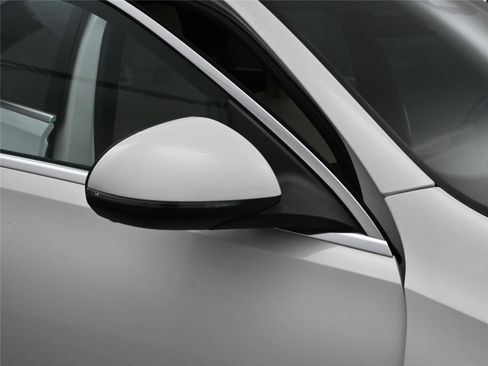 Used 2023 Mercedes-Benz C 300 4MATIC Sedan image 21