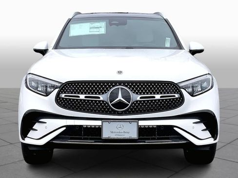 Used 2025 Mercedes-Benz GLC 300 4MATIC image 3