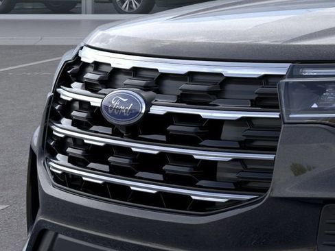 New 2026 Ford Explorer Active image 17