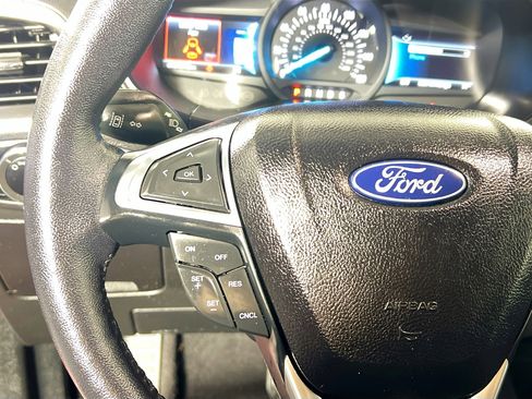 Used 2023 Ford Edge Titanium image 18