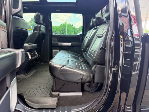 Used 2024 Ford F250 Platinum AWD/4WD image 37