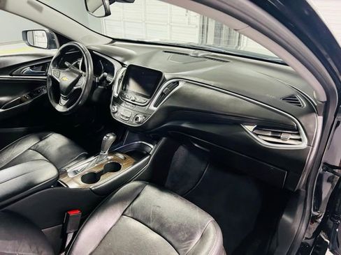 Used 2016 Chevrolet Malibu Premier FWD image 34