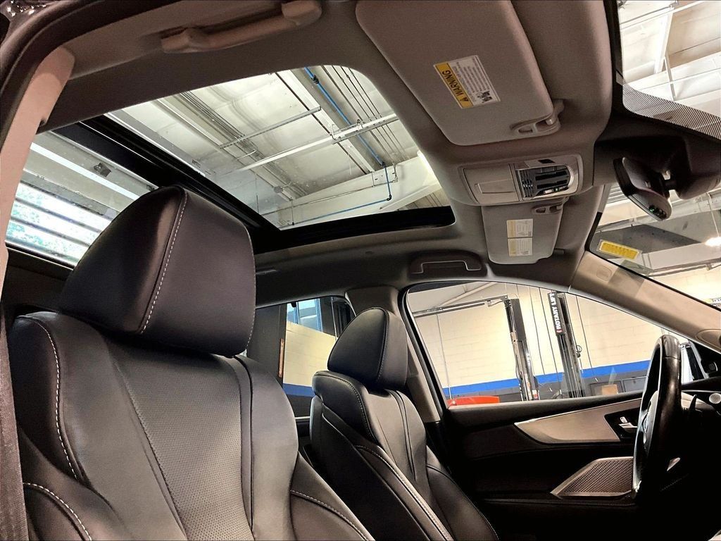 Used 2023 Acura MDX w/ Technology Package AWD/4WD image 23