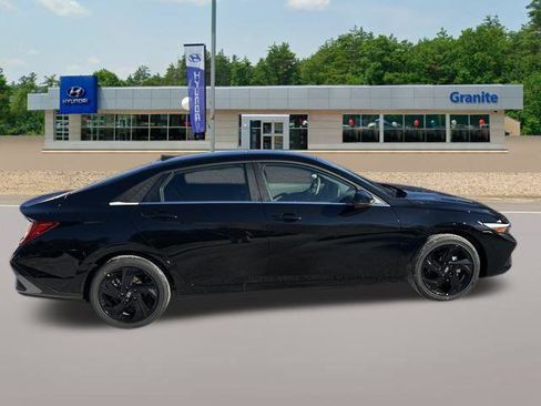 New 2026 Hyundai Elantra SEL Sport image 4