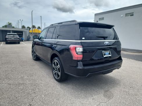 Used 2019 Ford Expedition Limited w/ Equipment Group 303A RWD image 3