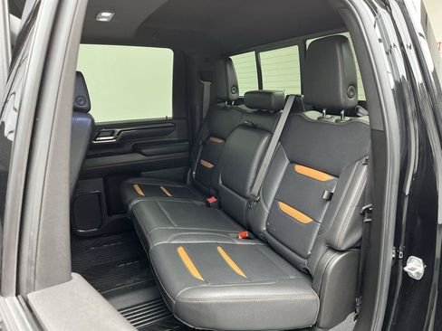 Certified 2025 GMC Sierra 2500 AT4 w/ AT4 Premium Plus Package AWD/4WD image 14