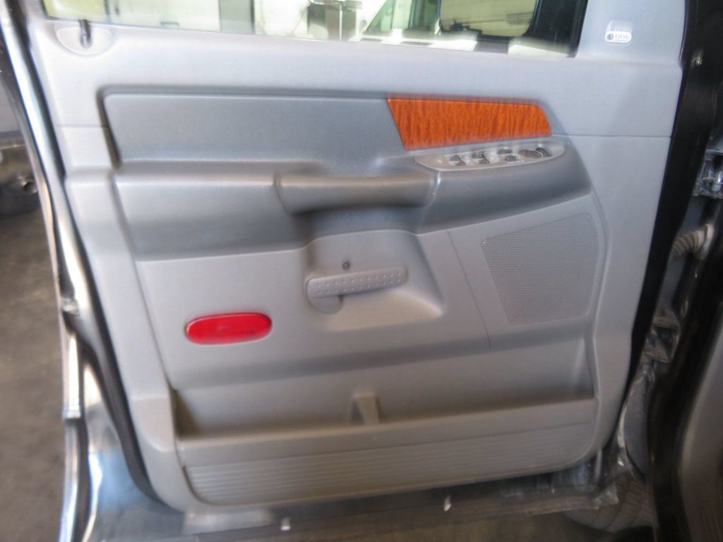 Used 2006 Dodge Ram 2500 Truck SLT w/ Quad Cab Big Horn Value Group AWD/4WD image 18