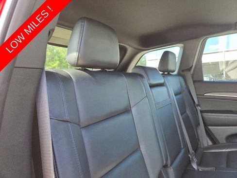 Used 2020 Jeep Grand Cherokee Limited RWD image 18