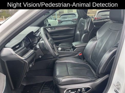 Used 2021 Jeep Grand Cherokee L Overland w/ Advanced Protech Group III image 31