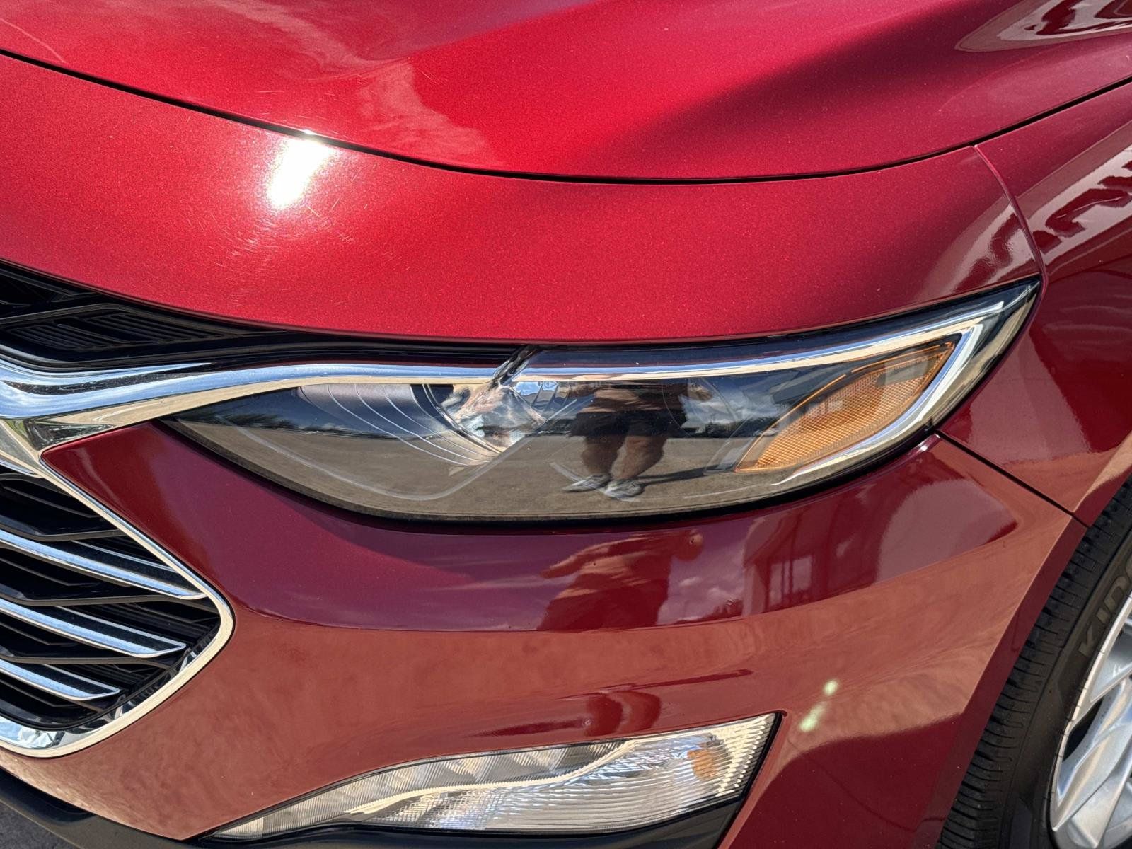 Used 2025 Chevrolet Malibu LT FWD image 9