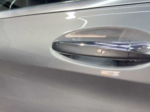 Used 2021 Mercedes-Benz C 300 Sedan image 12