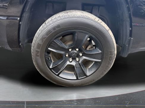 Used 2023 RAM 1500 Big Horn AWD/4WD image 12