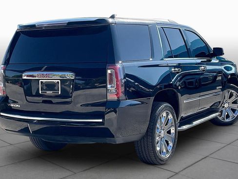 Used 2016 GMC Yukon Denali w/ Open Road Package AWD/4WD image 12