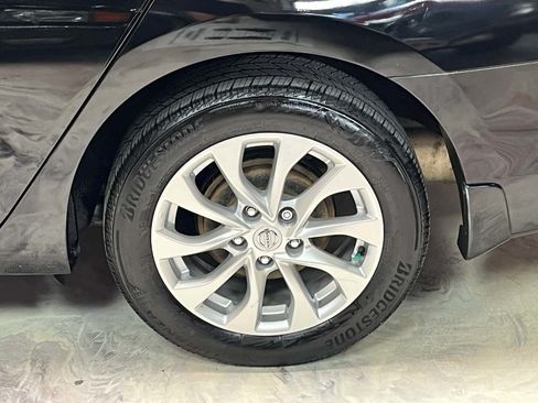 Used 2019 Nissan Sentra SV FWD image 32