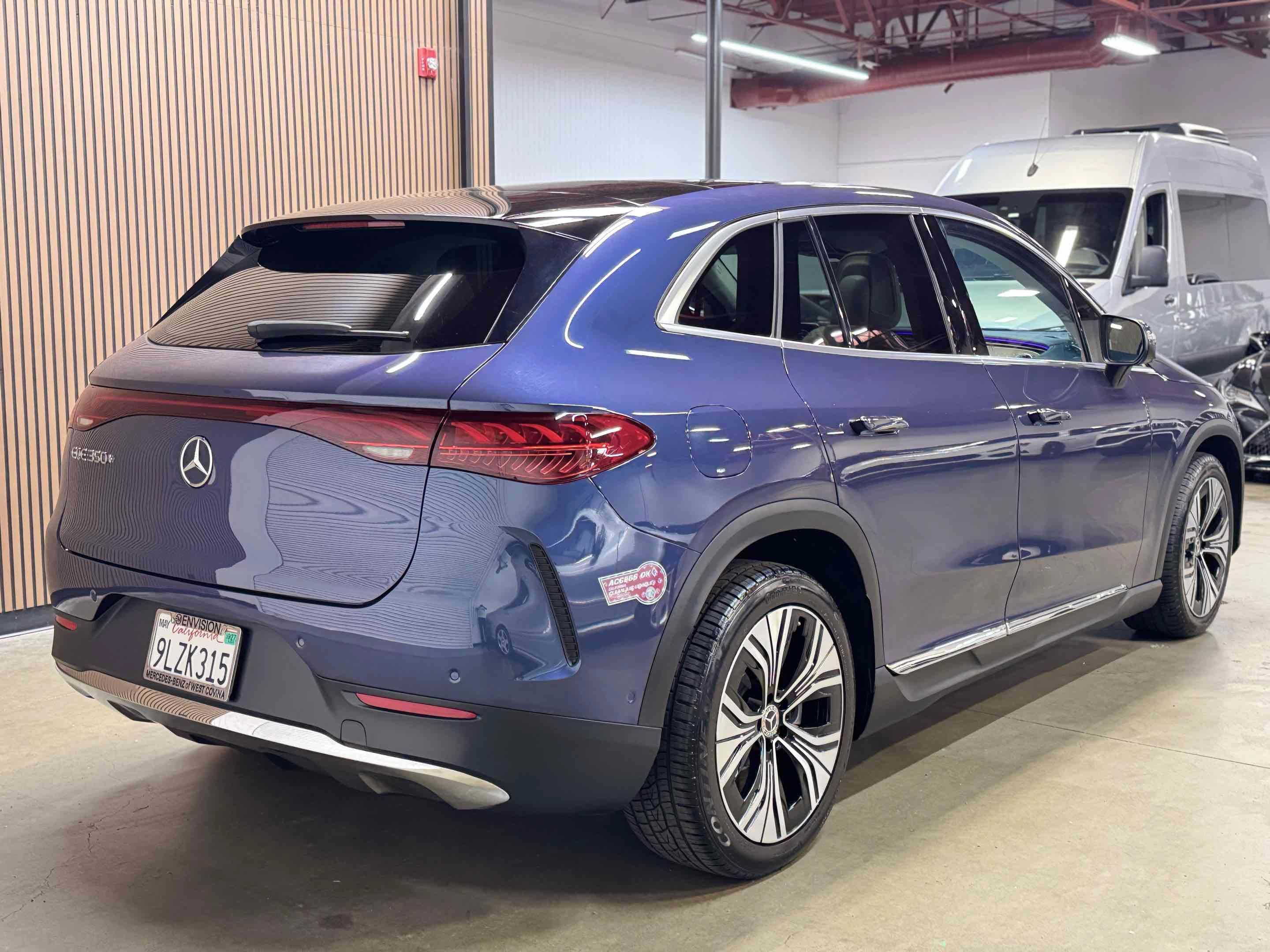 Used 2023 Mercedes-Benz EQE 350+ SUV w/ Exclusive Trim Package image 28
