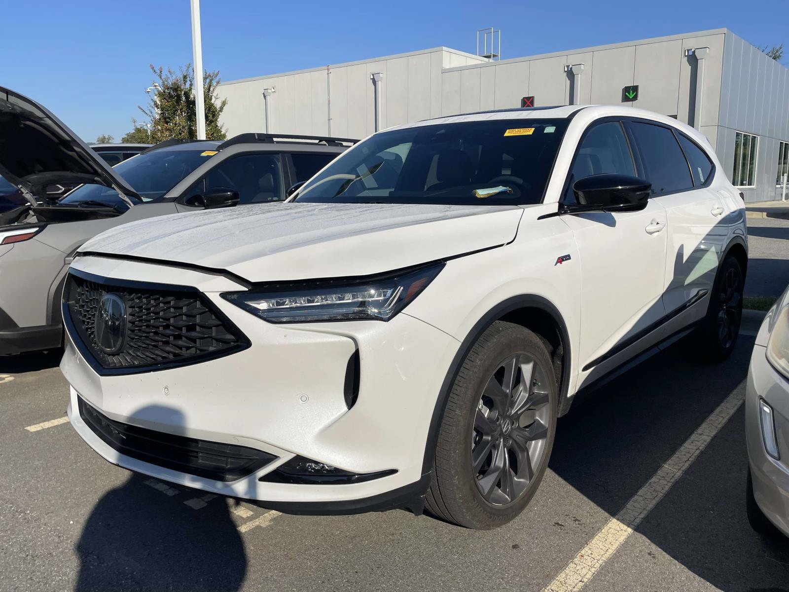 Used 2022 Acura MDX A-Spec AWD/4WD image 2