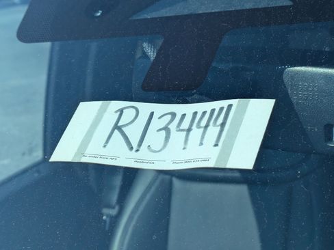 Certified 2025 Ford F150 Platinum w/ Equipment Group 702A High AWD/4WD image 17