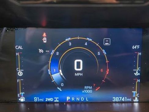 Used 2023 Chevrolet Colorado LT w/ LT Convenience Package AWD/4WD image 18
