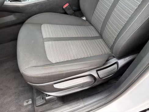 Used 2022 Kia Sorento LX AWD/4WD image 18