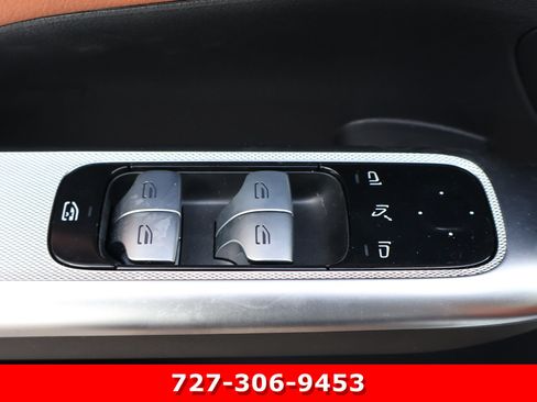 Certified 2025 Mercedes-Benz GLC 350e 4MATIC image 17