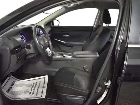 Used 2023 Nissan Sentra SR w/ Midnight Edition Package FWD image 11