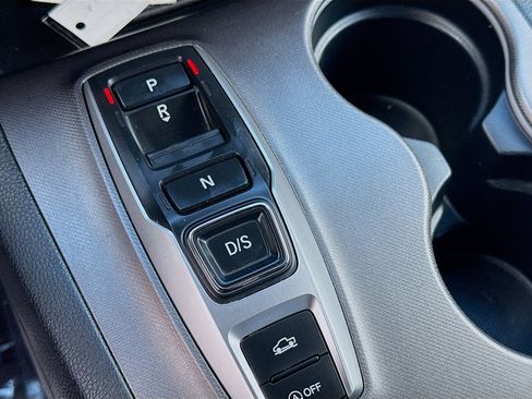 Used 2023 Honda Ridgeline RTL-E image 16