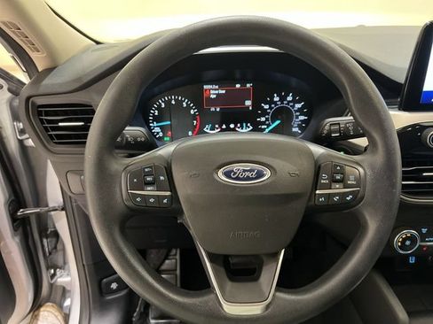 Used 2020 Ford Escape SE FWD image 10