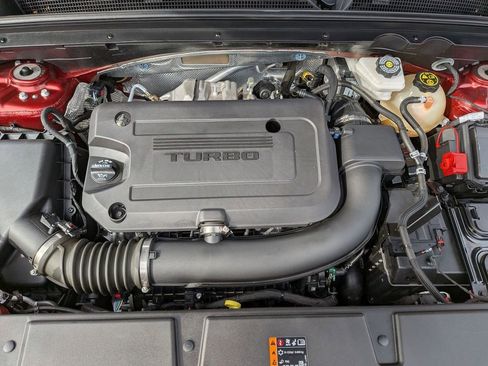 Used 2023 Buick Envision Avenir image 33