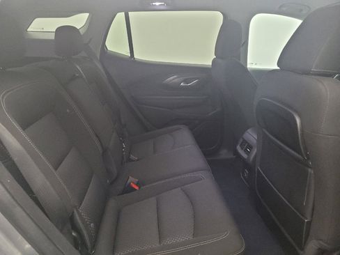 Used 2024 GMC Terrain SLE FWD image 19