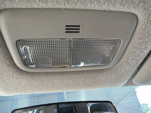 Used 2012 Toyota Corolla LE image 33