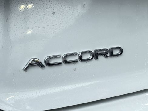 Certified 2024 Honda Accord Touring image 8