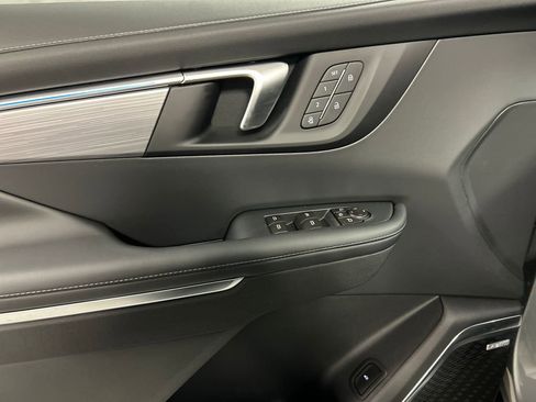 New 2026 Buick Enclave Preferred image 12