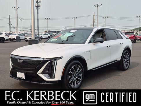 Certified 2024 Cadillac Lyriq Sport AWD/4WD image 1