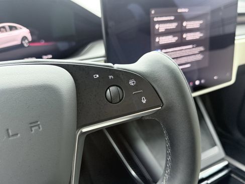 Used 2023 Tesla Model X Plaid image 63