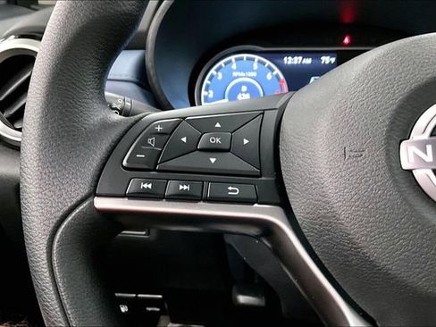 New 2025 Nissan Versa SV w/ Trunk Package image 19