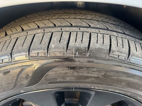 Certified 2024 Kia Carnival SX image 44