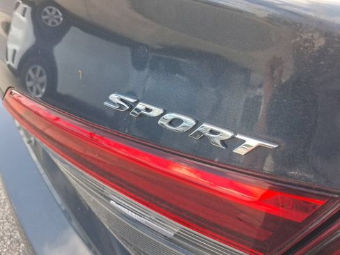 Certified 2024 Honda Civic Sport image 10