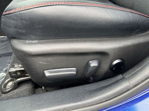 Used 2016 Toyota Camry SE FWD image 14