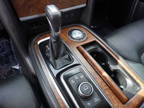 Certified 2024 Nissan Armada SL w/ Captain's Chairs Package RWD image 20
