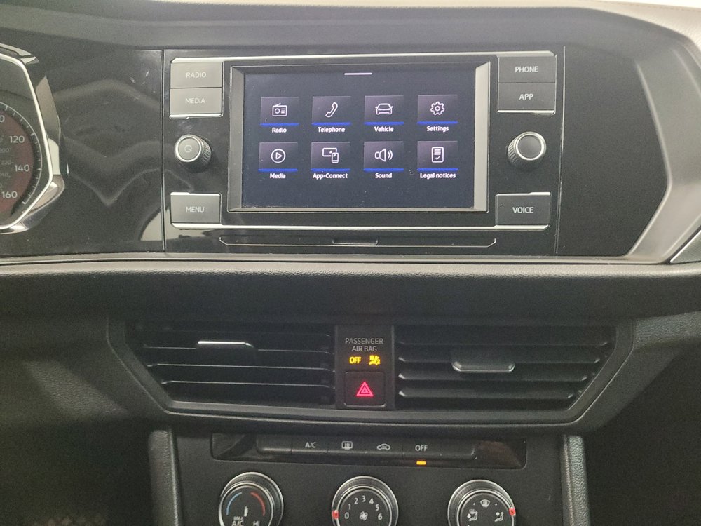 Used 2020 Volkswagen Jetta SE FWD image 25