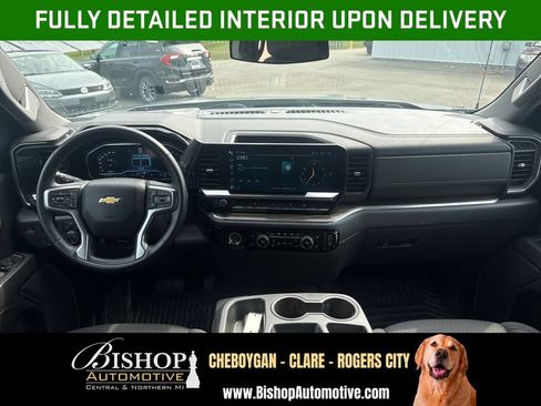Used 2023 Chevrolet Silverado 1500 LT AWD/4WD image 3