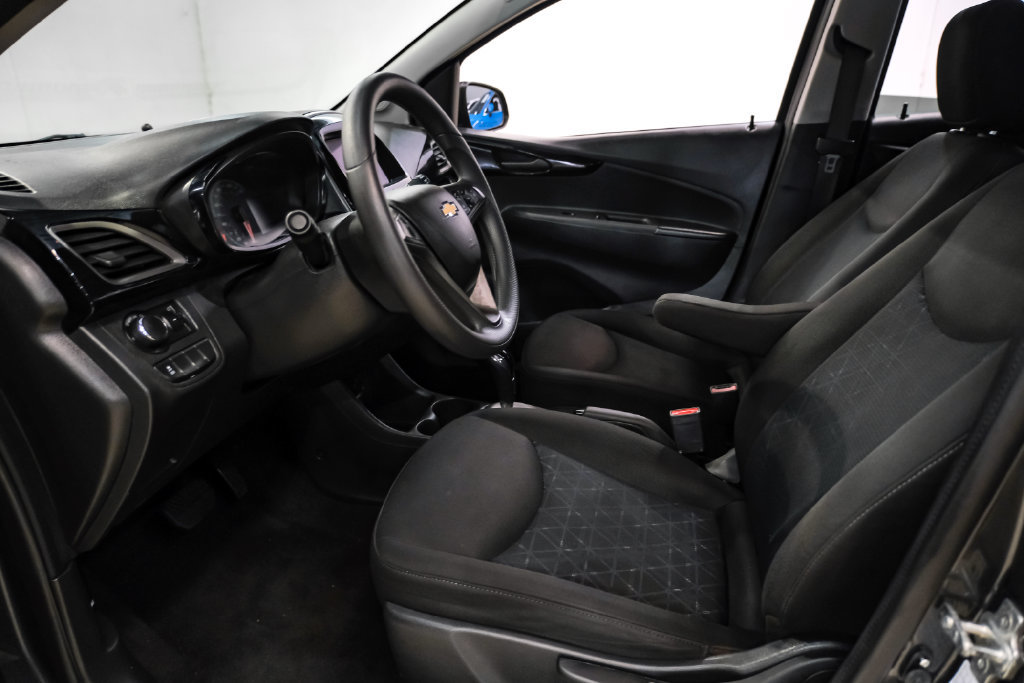 Used 2022 Chevrolet Spark LT FWD image 4